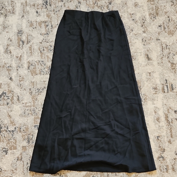 Abercrombie & Fitch Black A-line Maxi Skirt for Work - Picture 3 of 3